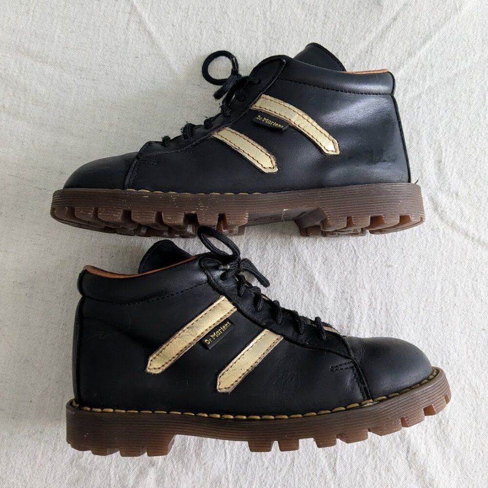 DR MARTENS Air Wair Made in England Kids size 11